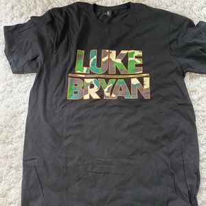 Luke Bryan, 2018 concert tour, T-shirt size XL